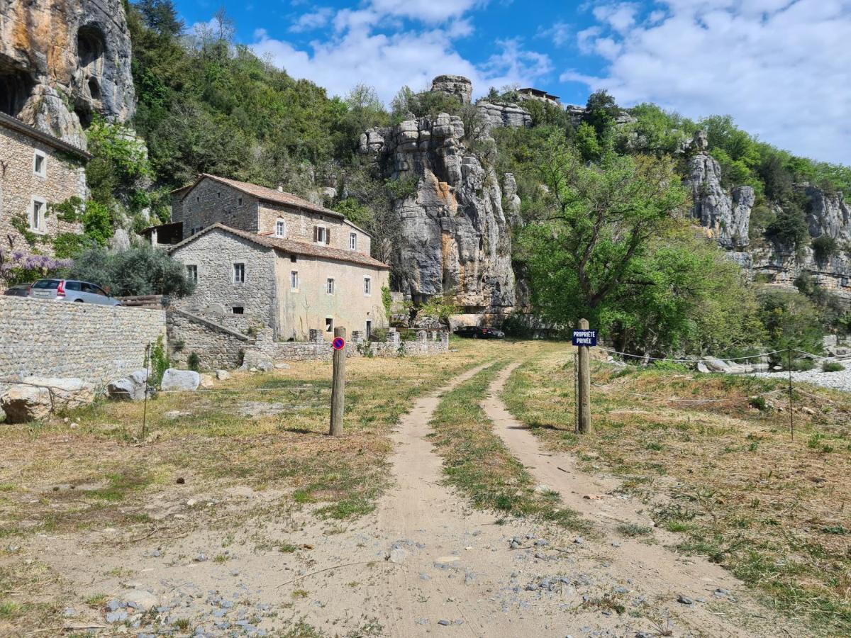 Bed and Breakfast Lou Mouli Di Baou Labeaume Exteriér fotografie